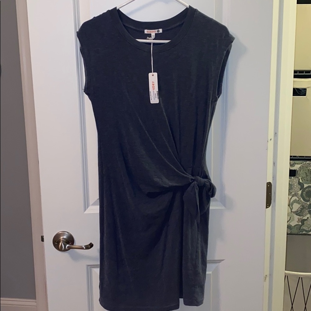 Sundry Side Tie dress in Shadow